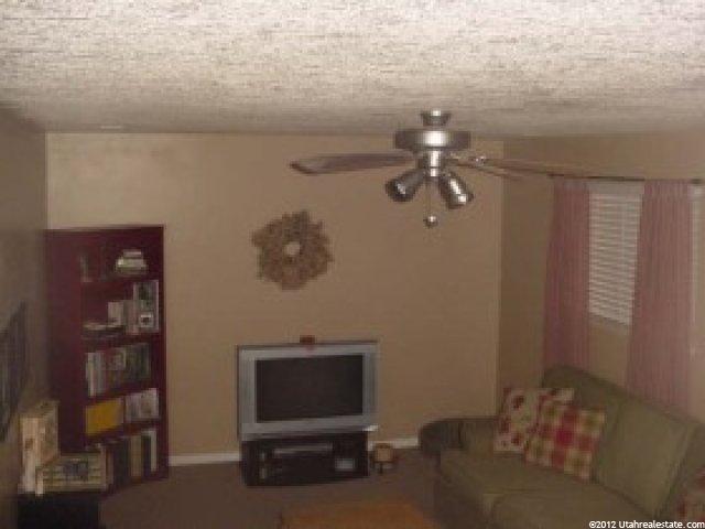 2141 S Katies Way, Clearfield, UT 84015 — photo 3