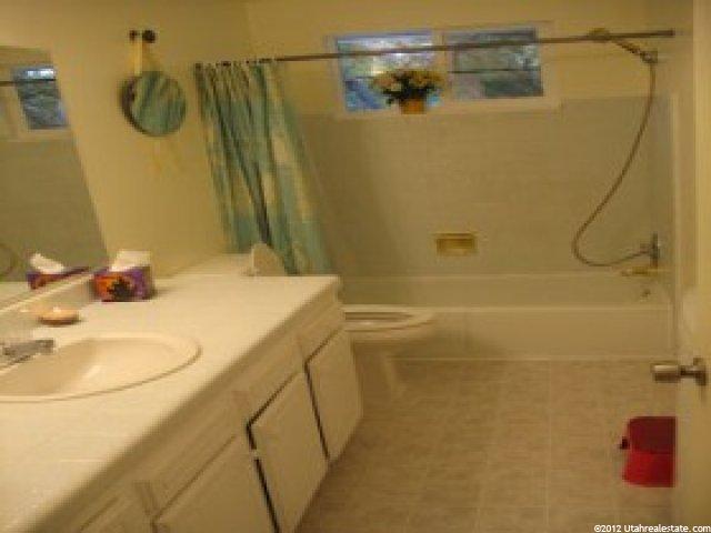 288 E 1250 N, Centerville, UT 84014 — photo 3