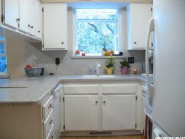 288 E 1250 N, Centerville, UT 84014 — photo 4