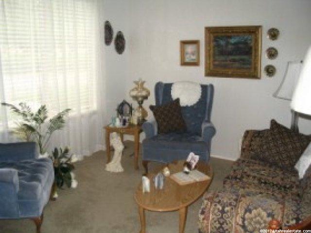 846 S 1625 E #Bldg C, Clearfield, UT 84015 — photo 2