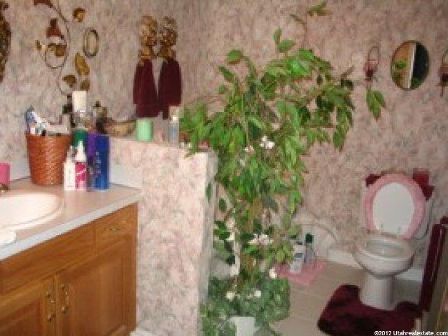 846 S 1625 E #Bldg C, Clearfield, UT 84015 — photo 8