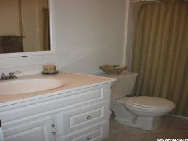 3246 N Pelican Dr, Farr West, UT 84404 — photo 2