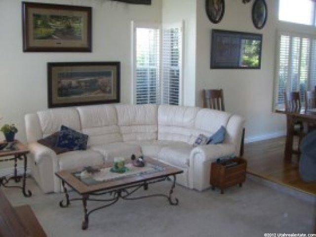 1005 Barnes Dr, Kaysville, UT 84037 — photo 2