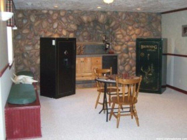 1005 Barnes Dr, Kaysville, UT 84037 — photo 10