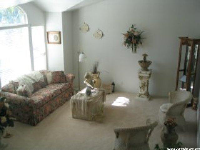 2034 E Deer Run Dr, South Weber, UT 84405 — photo 2