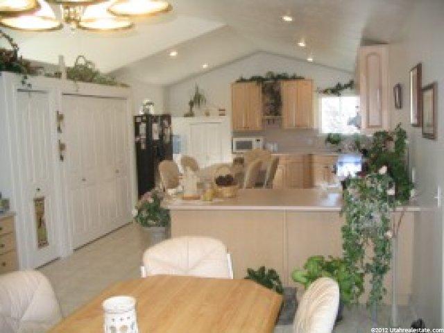 2034 E Deer Run Dr, South Weber, UT 84405 — photo 3