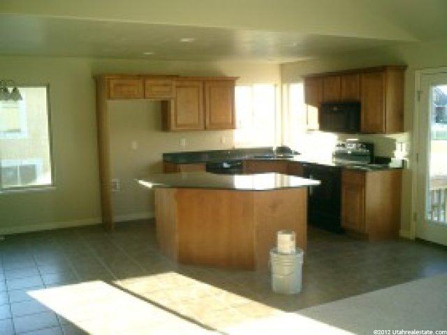 2612 W 2625 N, Farr West, UT 84404 — photo 4