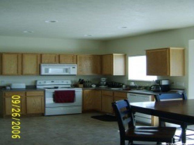 3642 Nairn Dr, Eagle Mountain, UT 84005 — photo 7