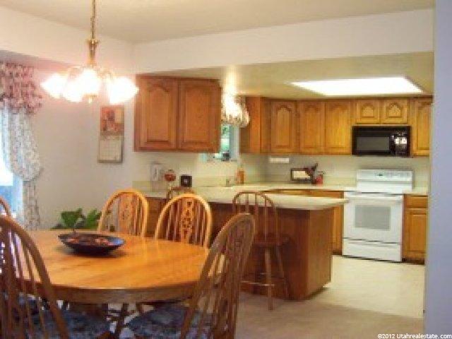 1966 E 2125 N, Layton, UT 84040 — photo 3