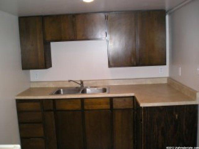 429 Center St, Clearfield, UT 84015 — photo 3