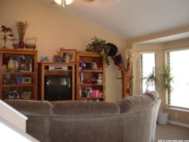 1176 N 2100 W, Layton, UT 84041 — photo 4