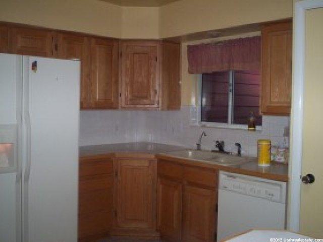 1460 E 3990 S, Holladay, UT 84124 — photo 2