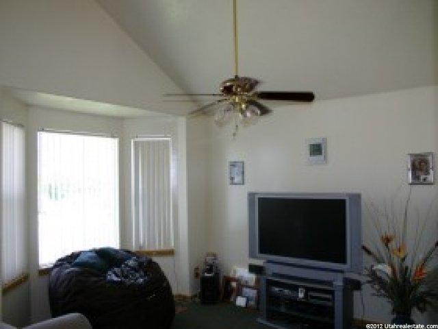 1617 N 275 W, Layton, UT 84041 — photo 4