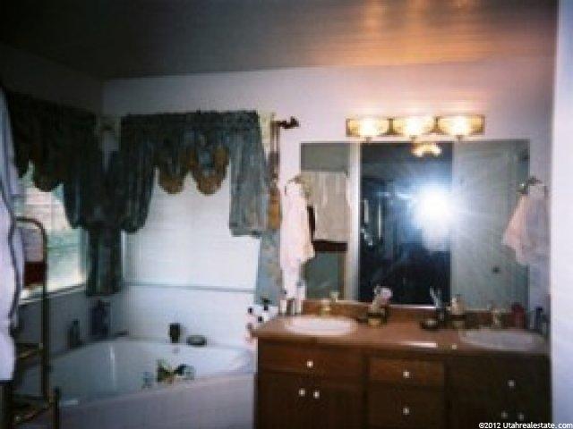 12208 Lampton View Dr, Riverton, UT 84065 — photo 10
