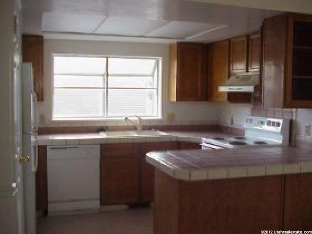 5273 S 2800 W #C2, Roy, UT 84067 — photo 4