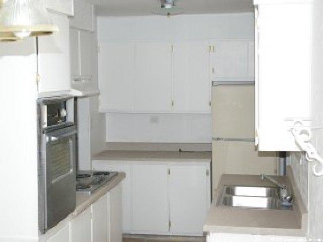 36 W Center St, Hinckley, UT 84635 — photo 2
