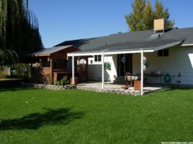 1330 Country Manor Dr, Logan, UT 84321 — photo 4
