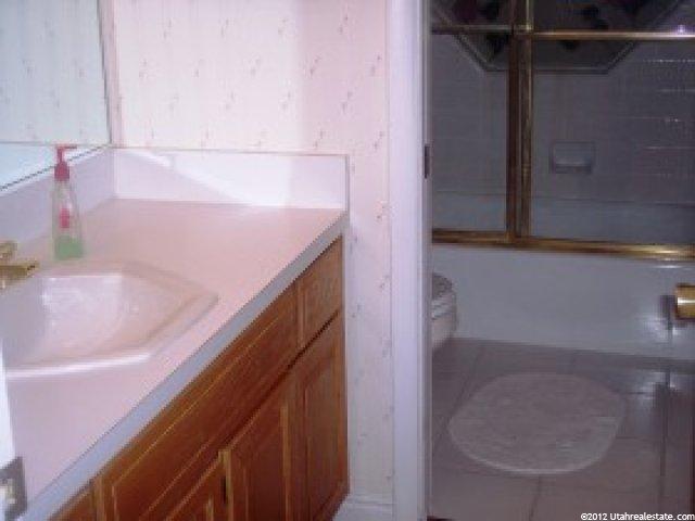1665 Hillsboro Dr, Layton, UT 84040 — photo 5