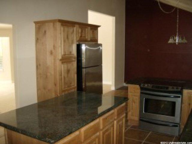 1595 Waters Ln, Sandy, UT 84093 — photo 2