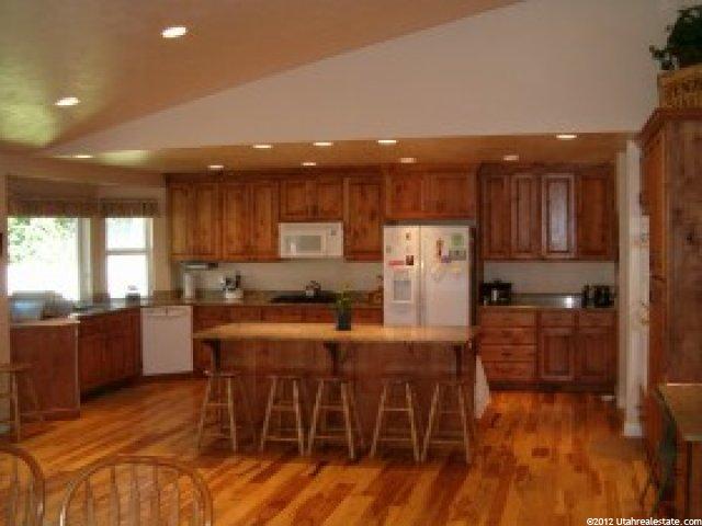 4268 S 1400 E, Holladay, UT 84124 — photo 2