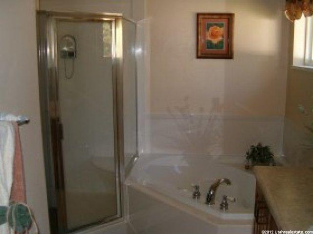 4268 S 1400 E, Holladay, UT 84124 — photo 7
