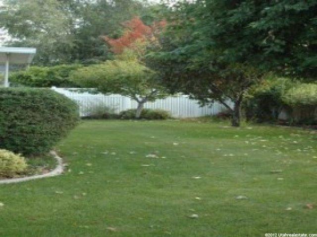 8052 Old Barn Dr, Sandy, UT 84094 — photo 2
