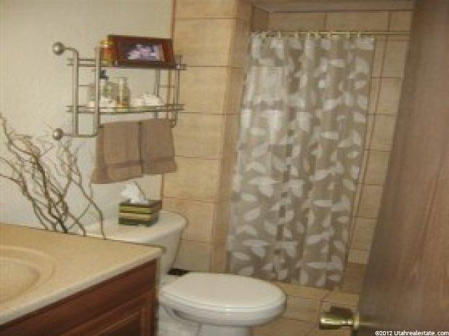 8619 Aspen Way, Sandy, UT 84093 — photo 4