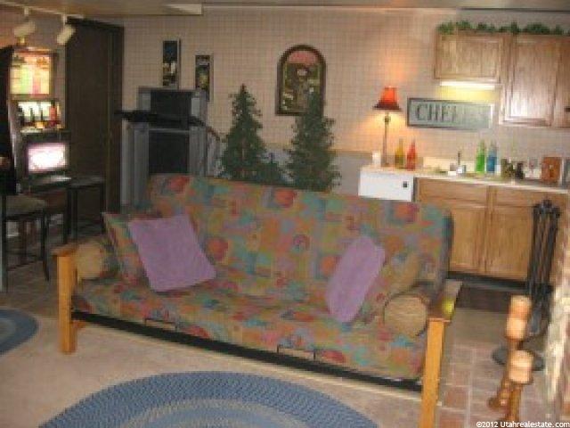 8619 Aspen Way, Sandy, UT 84093 — photo 9