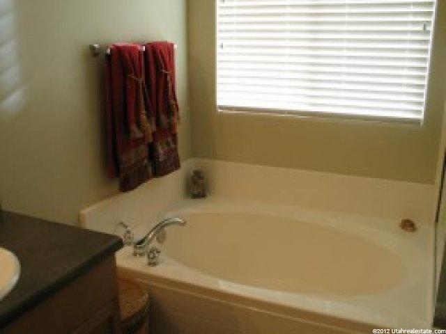 1876 E Oak Bend Dr, Draper, UT 84020 — photo 10