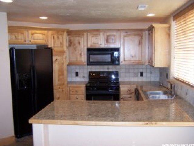 1669 W Redstone B1 #B1, Kimball Junction, UT 84098 — photo 4