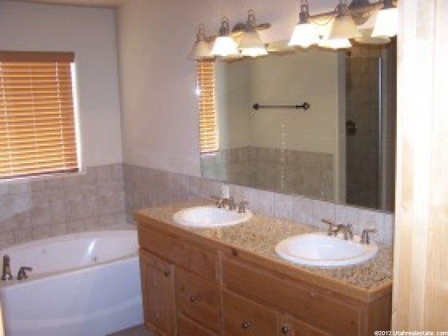 1669 W Redstone B1 #B1, Kimball Junction, UT 84098 — photo 8