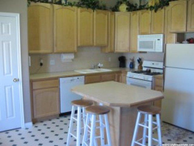 2056 N 1350 W, Clinton, UT 84015 — photo 3