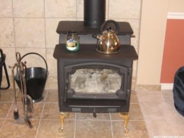 2056 N 1350 W, Clinton, UT 84015 — photo 8