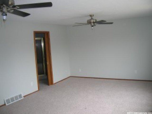 90 W 625 N, Centerville, UT 84014 — photo 2