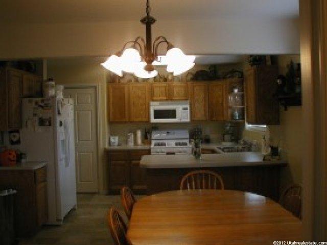450 Maple Cir, North Logan, UT 84341 — photo 4