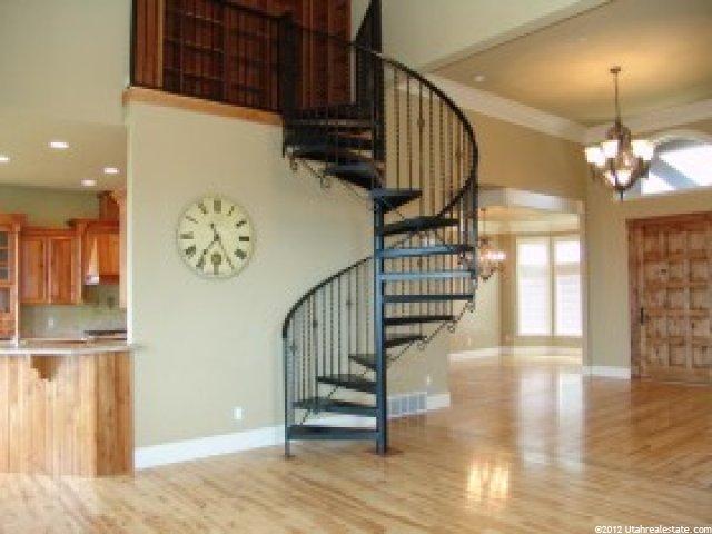 497 E Greystone Dr, Farmington, UT 84025 — photo 6