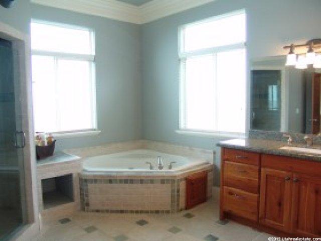 497 E Greystone Dr, Farmington, UT 84025 — photo 9