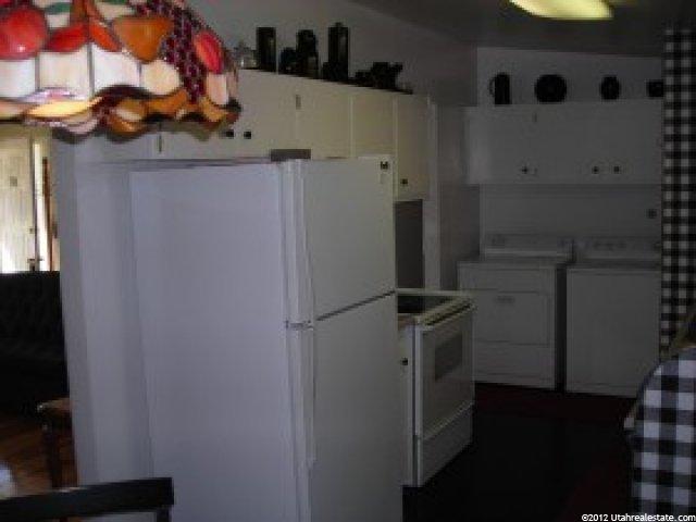 390 W 1450 N, Bountiful, UT 84010 — photo 3