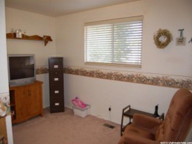 4925 S 2875 W, Roy, UT 84067 — photo 10