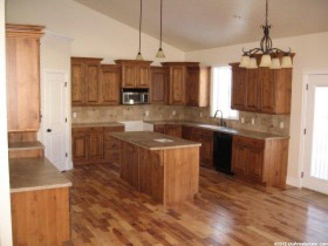 821 E 1080 N, Orem, UT 84097 — photo 2