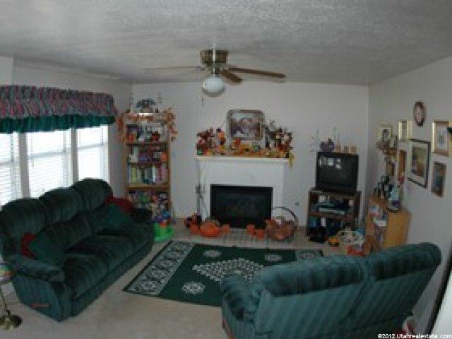 5584 S 4225 W, Roy, UT 84067 — photo 8