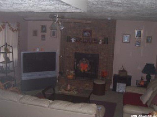 1947 E Sunset Dr, Layton, UT 84040 — photo 3