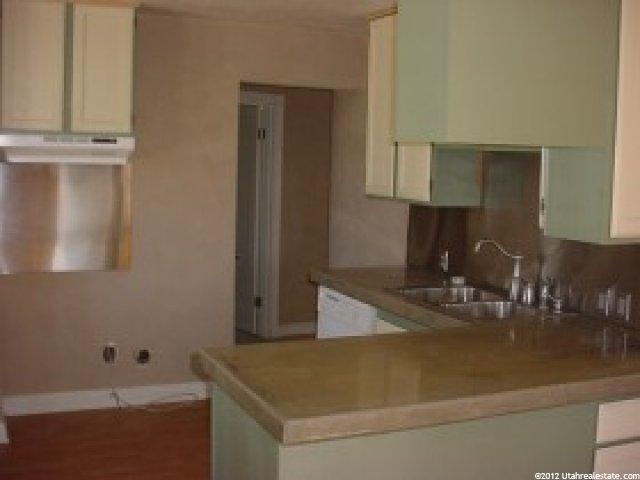 1564 Swan St, Ogden, UT 84401 — photo 2