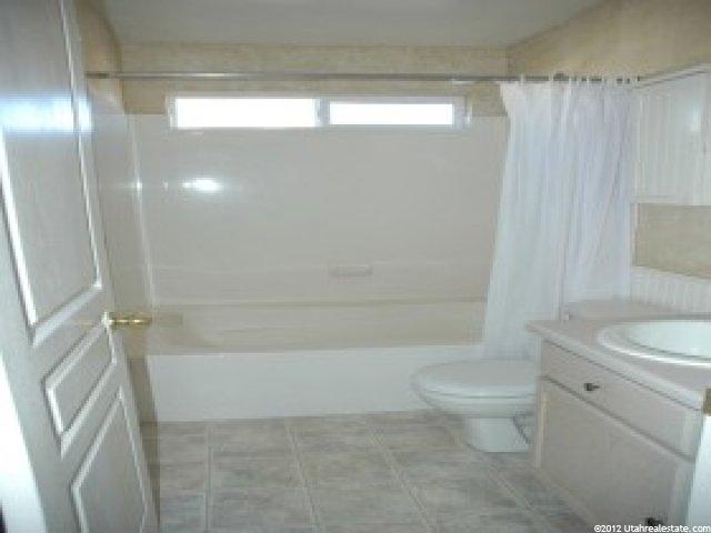 756 S Newmark Dr, Tooele, UT 84074 — photo 3