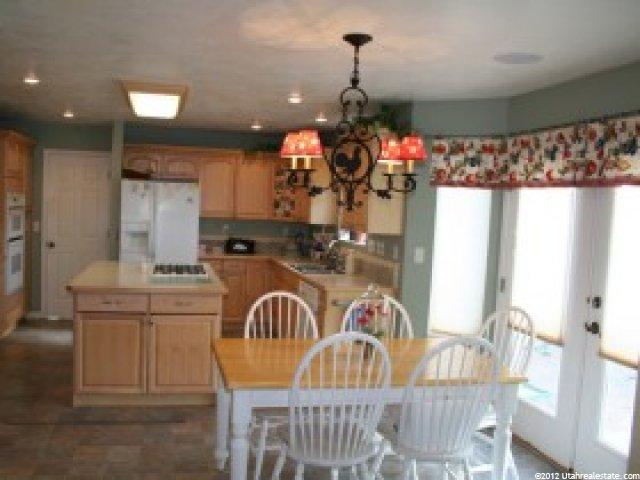 262 Main St, Teasdale, UT 84773 — photo 4