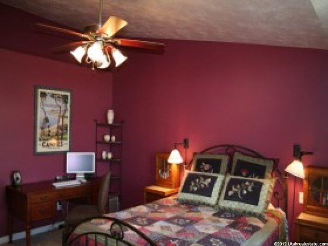 262 Main St, Teasdale, UT 84773 — photo 6