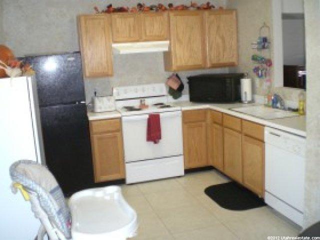 2034 N 2095 W, Clinton, UT 84015 — photo 3