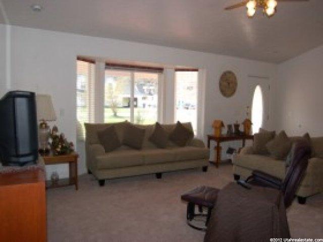330 W 200 S, Henefer, UT 84033 — photo 10