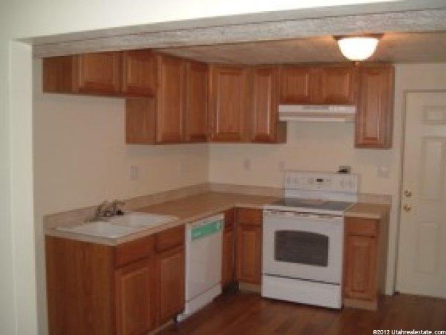 848 E Newbold Cir, Midvale, UT 84047 — photo 2