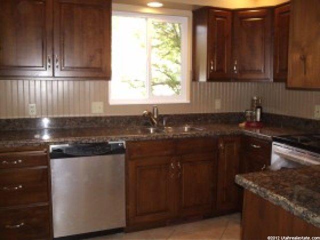 4237 S 1500 E, Holladay, UT 84124 — photo 3